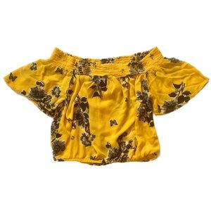 AZ JEAN CO Off-the-Shoulder Crop Top